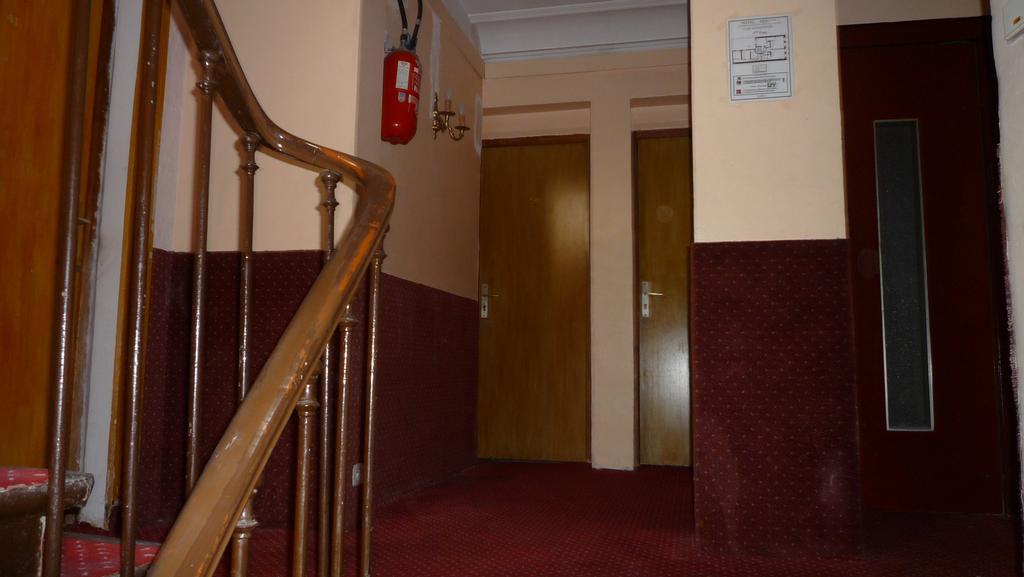 Hotel Adele & Jules Париж Екстер'єр фото